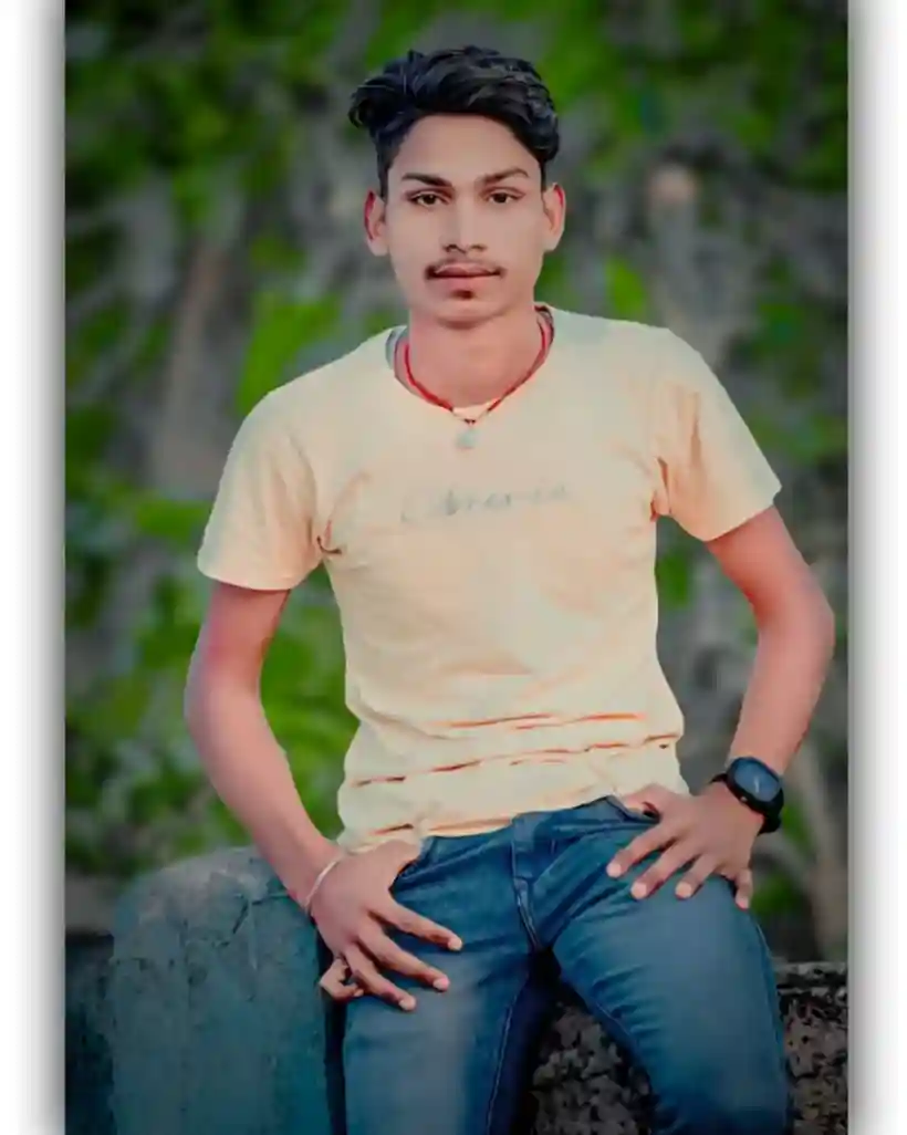 Akash Yadav Ki Photo