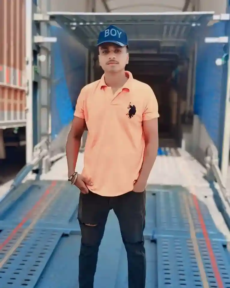 Antosh Singh Photo