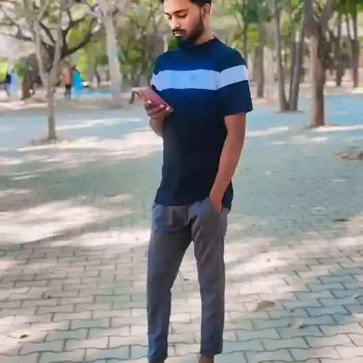 Sonu Emotional Photo