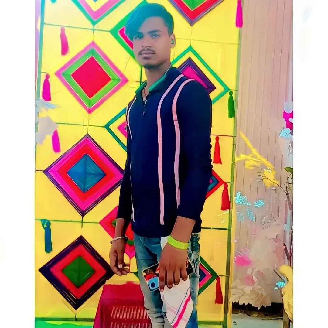 Baba Rohan hero look