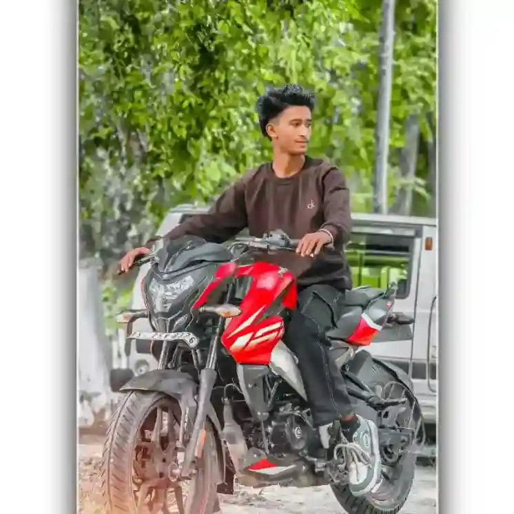 Rashid Photo creative shot