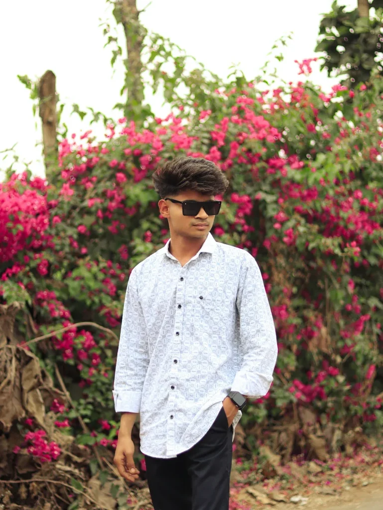 Sunset silhouette against sea