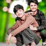 Creative red and blue duo-tone photo editing