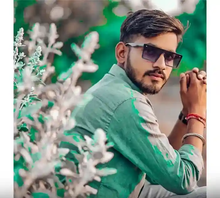 Smart winter casual outfit inspiration for a modern youth profile