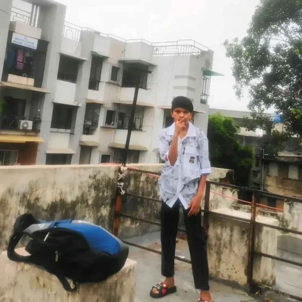 Salman Khan with his dogs latest viral photo
