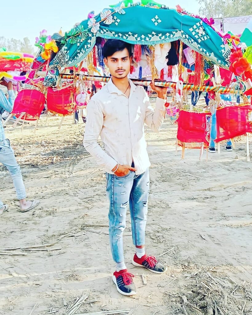 travel click at scenic outdoor location